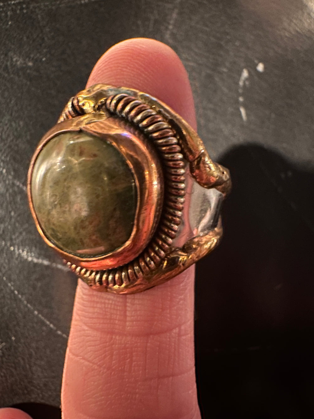 Vintage aventurine cuff ring