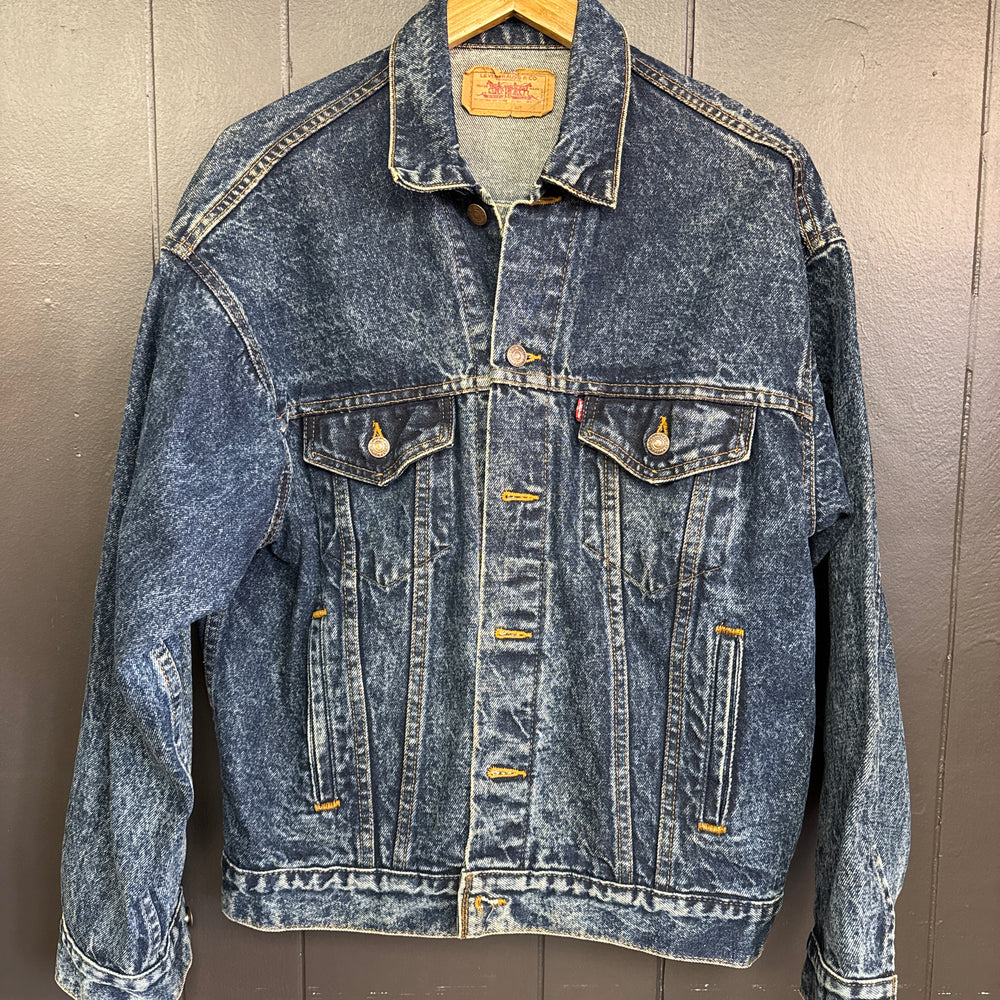 Vintage Levi's Blue Unisex Denim Jacket - Size M