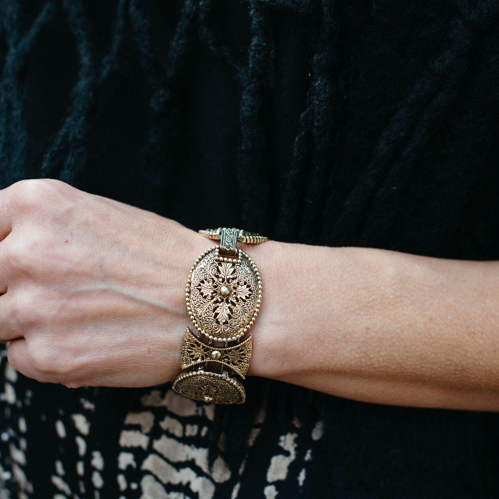 Vintage Art Nouveau Bracelet