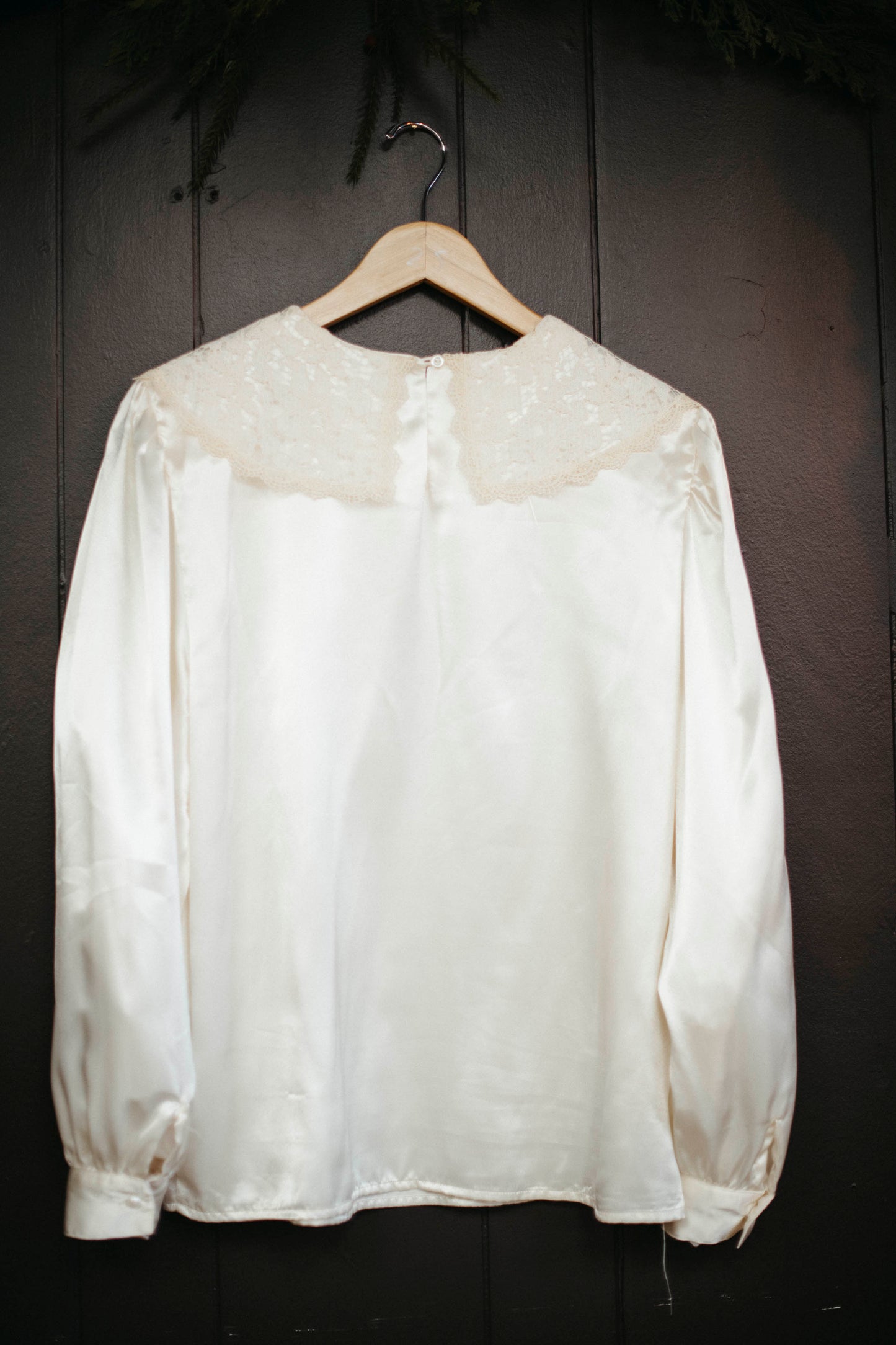 Mode Edit: Vintage White Satin Blouse with Lace Collar and Circle Pearly Brooch