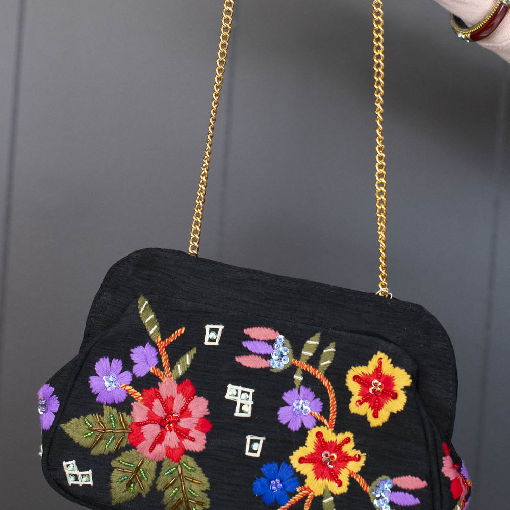 Vintage Marco Avanè Embroidered Handbag