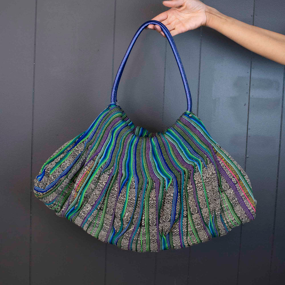 
                      
                        Vintage Bohemian Woven Shoulder Bag – Vibrant & Spacious
                      
                    