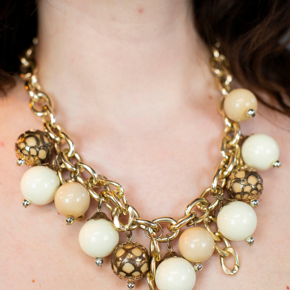 Vintage Chunky Gold Chain Bauble Necklace