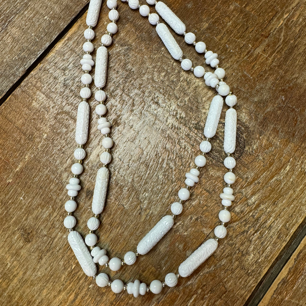 Vintage White Beads Sarah Cov Necklace