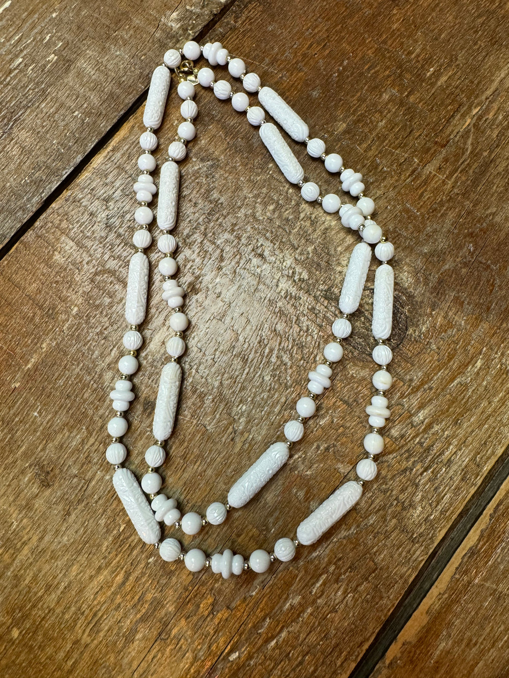 Vintage White Beads Sarah Cov Necklace