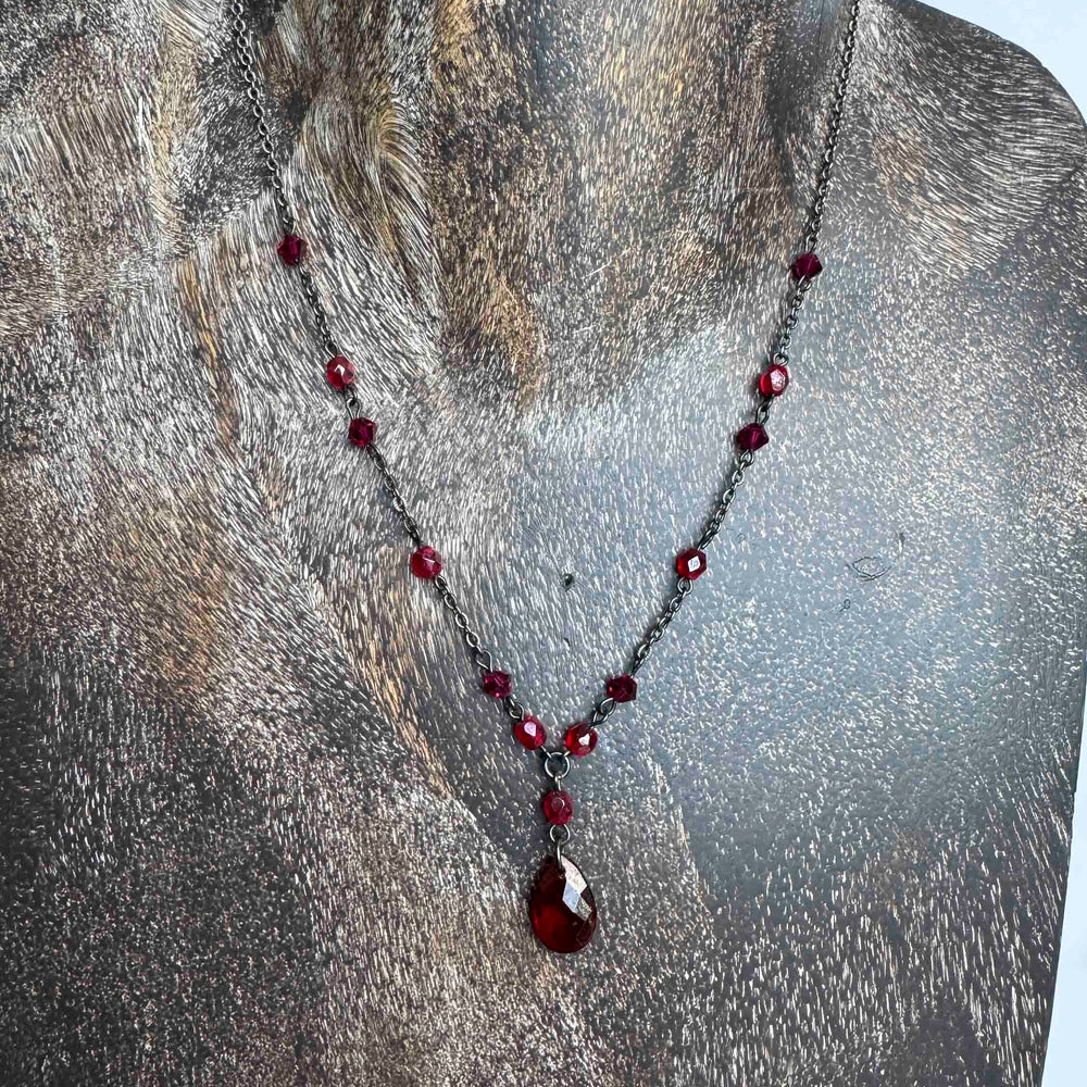 Pre-Loved Crimson Drop Beaded Necklace