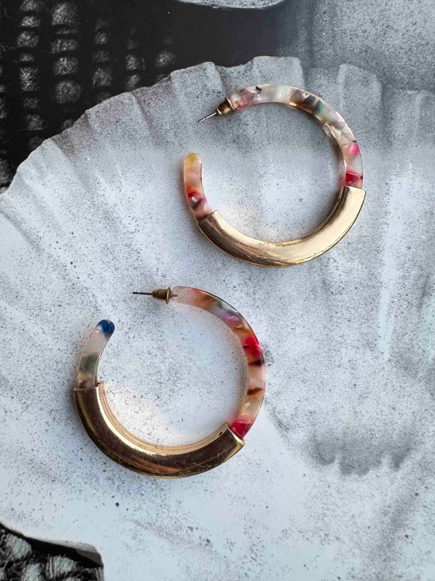 Pre-Loved Resin & Gold-Tone Hoop Earrings