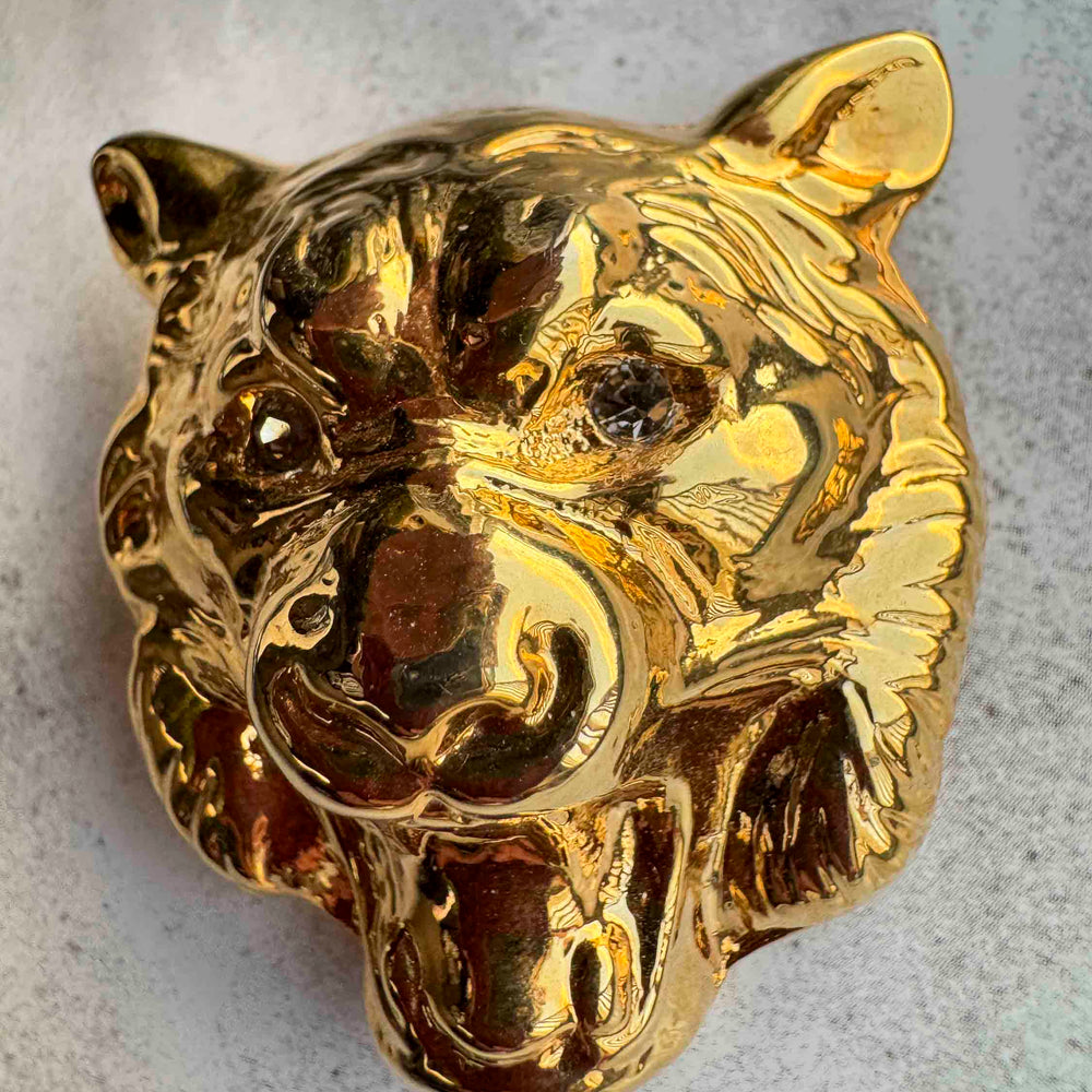 
                      
                        New Nadia Gimenes Gold Wolf Pin with Crystal Eyes
                      
                    