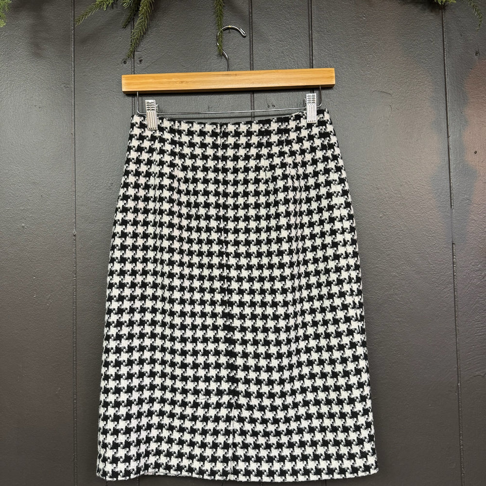 Vintage Black and White Houndstooth Mini Skirt