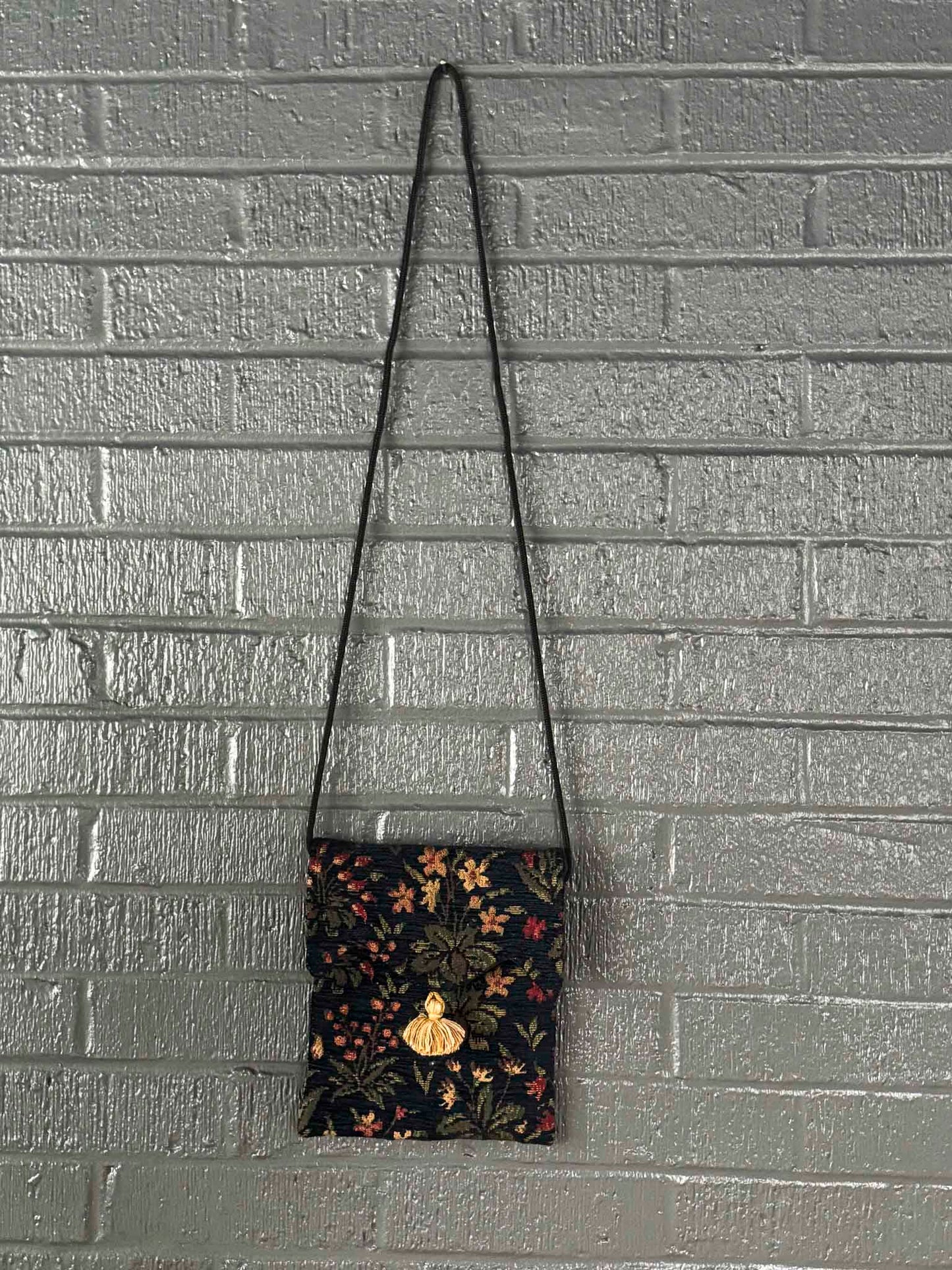 Vintage Tapestry Crossbody Purse