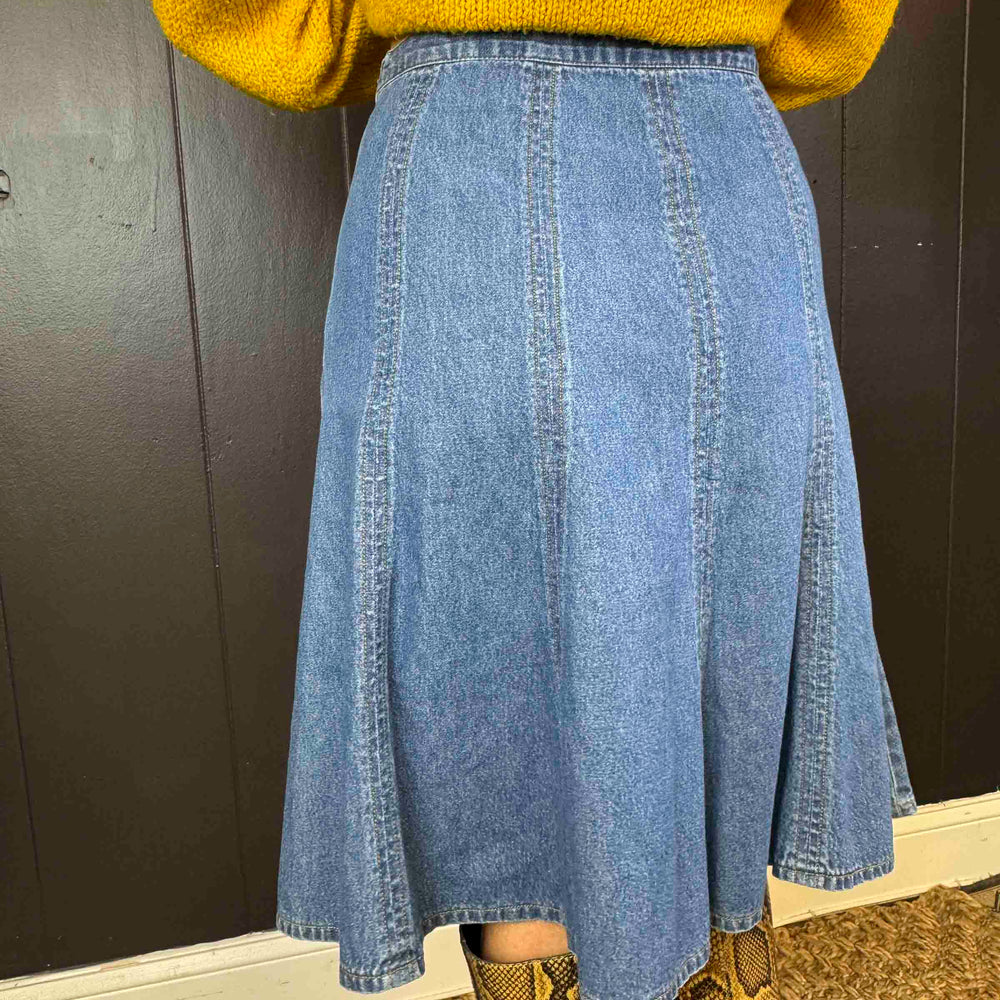 
                      
                        Vintage Bonjour Denim Skirt - Size 6
                      
                    