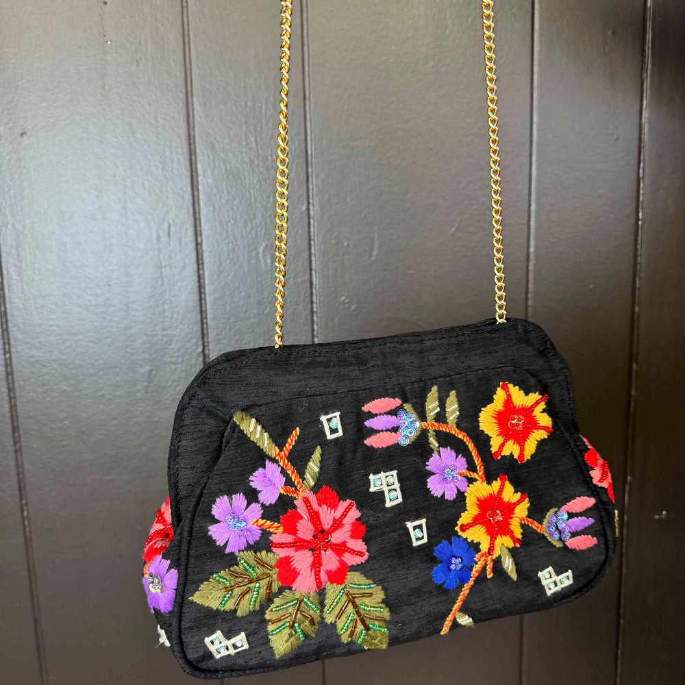 
                      
                        Vintage Marco Avanè Embroidered Handbag
                      
                    