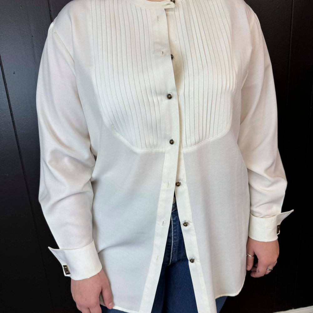 
                      
                        Mode Edit: Vintage Contempo Casuals White Tuxedo Blouse With Cuff Links - Size L
                      
                    