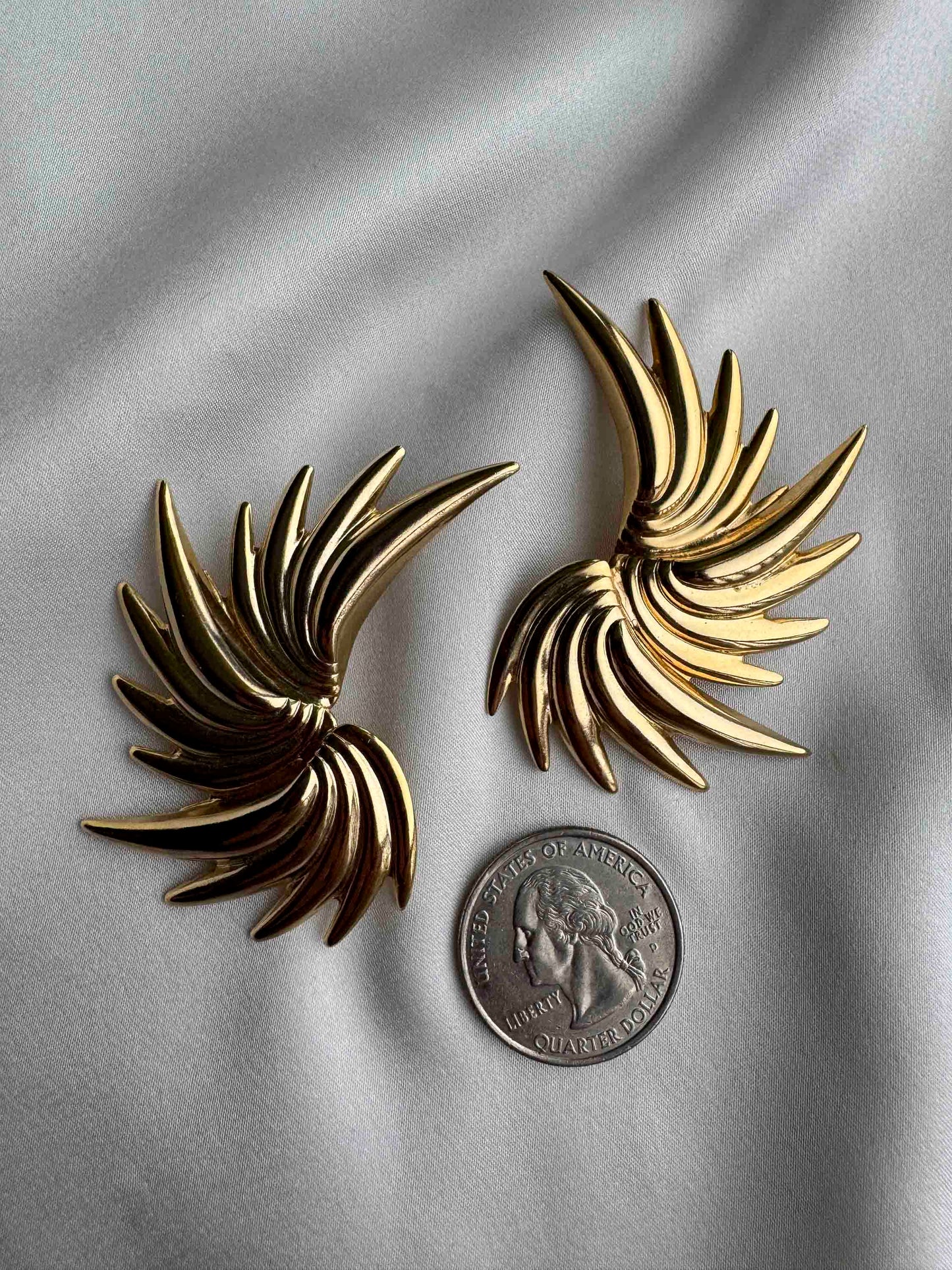 Vintage Gold Statement Earrings – Sculptural Wing Design