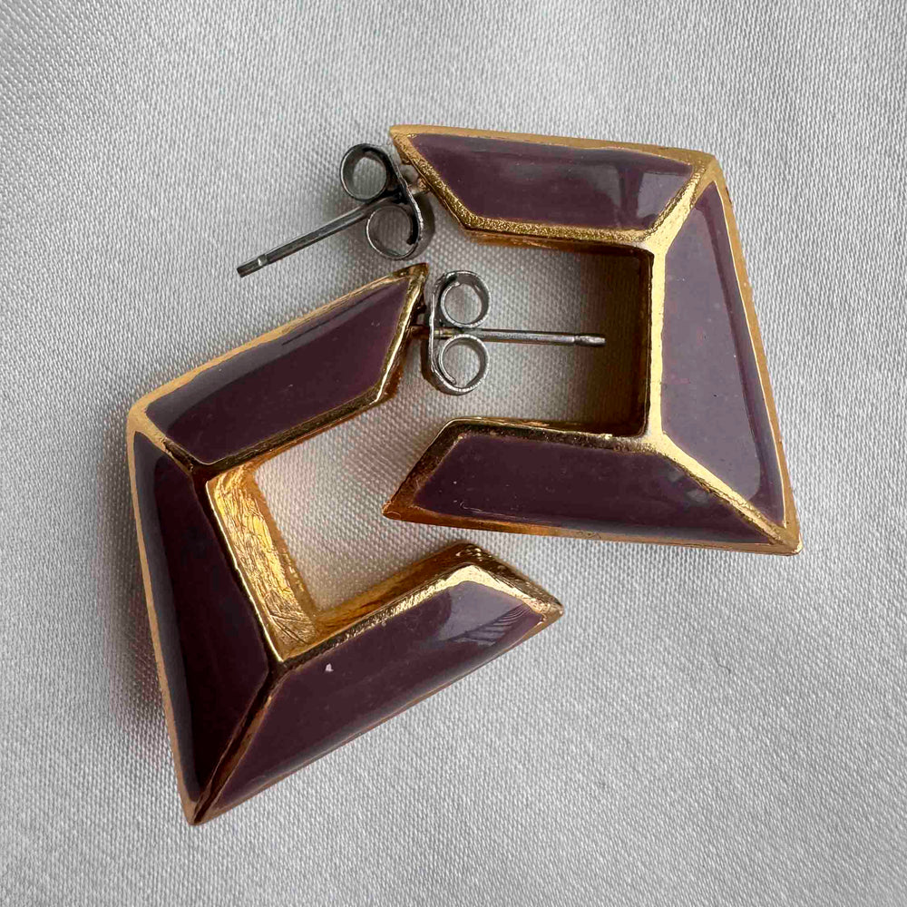 
                      
                        Vintage Geometric Enamel Earrings – Bold 80s Statement
                      
                    