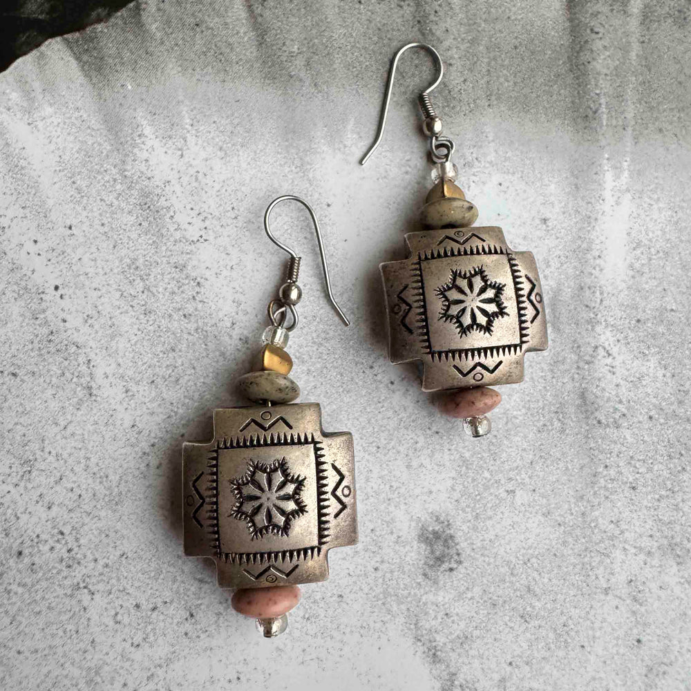 Vintage Southwest-Inspired Silver Earrings – Rustic Boho Charm