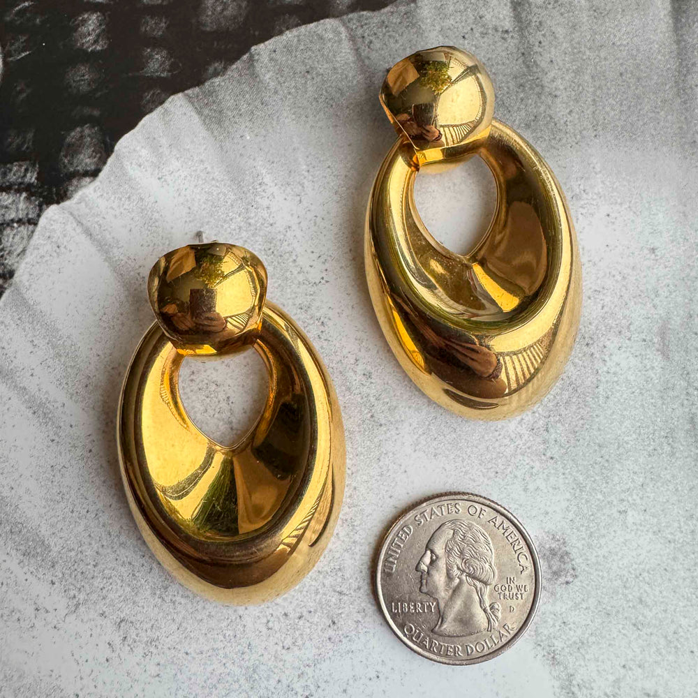 
                      
                        Vintage Gold Sculptural Drop Earrings – Bold 1980s Power Dressing
                      
                    