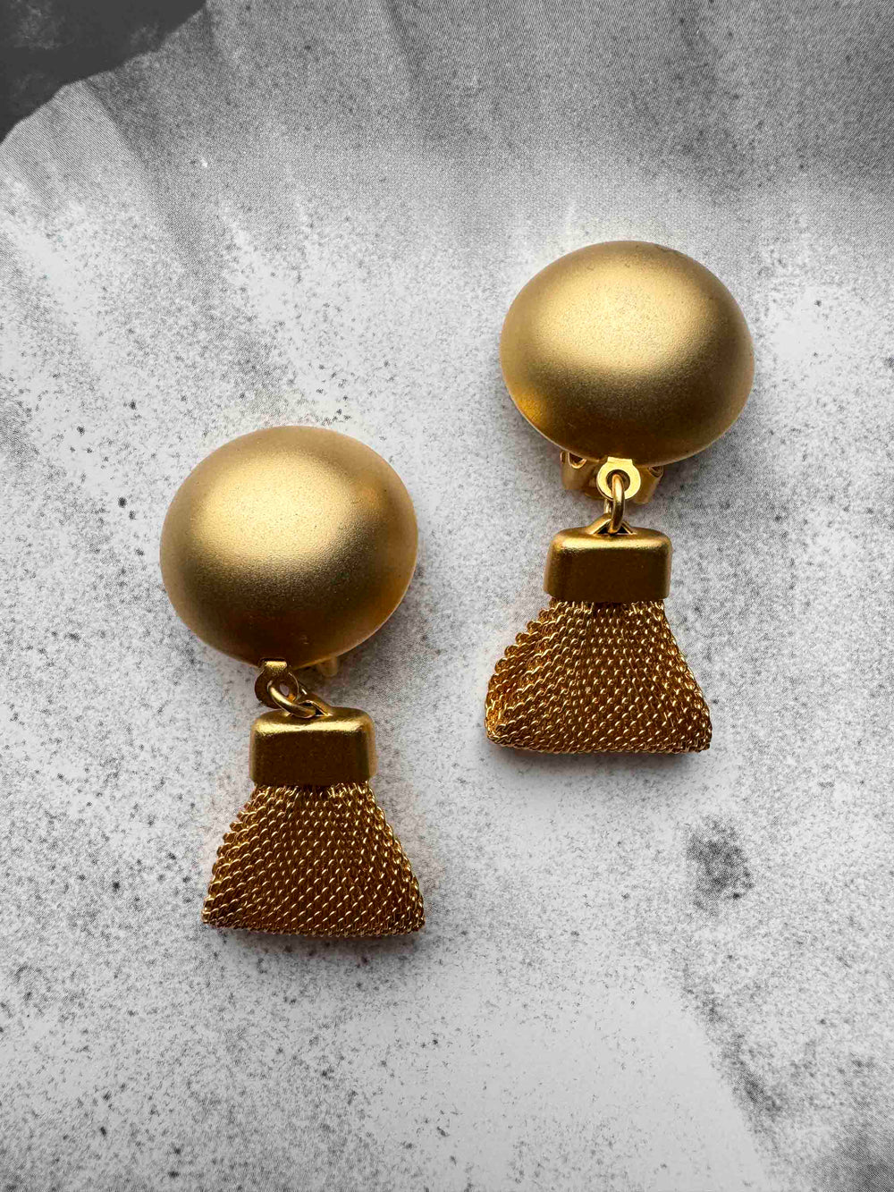 Vintage Gold Mesh Tassel Clip-On Earrings – Bold Statement