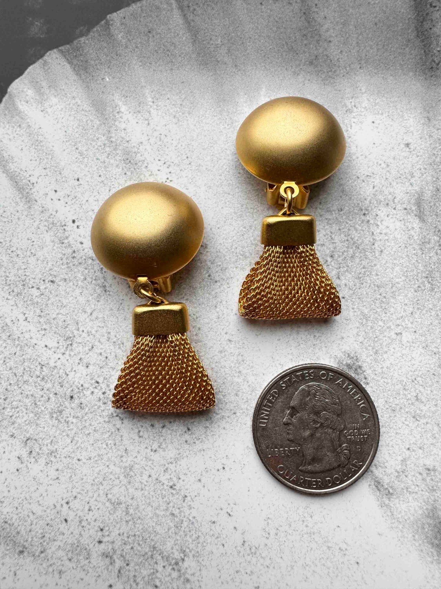 Vintage Gold Mesh Tassel Clip-On Earrings – Bold Statement