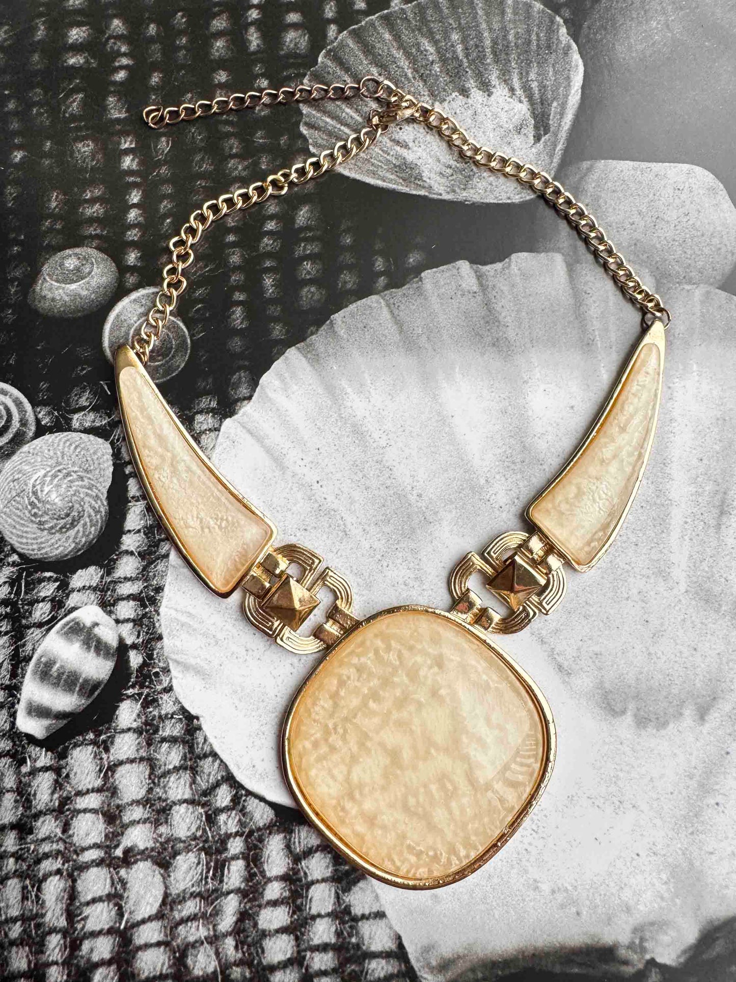 Vintage Gold & Cream Statement Necklace – Bold Elegance