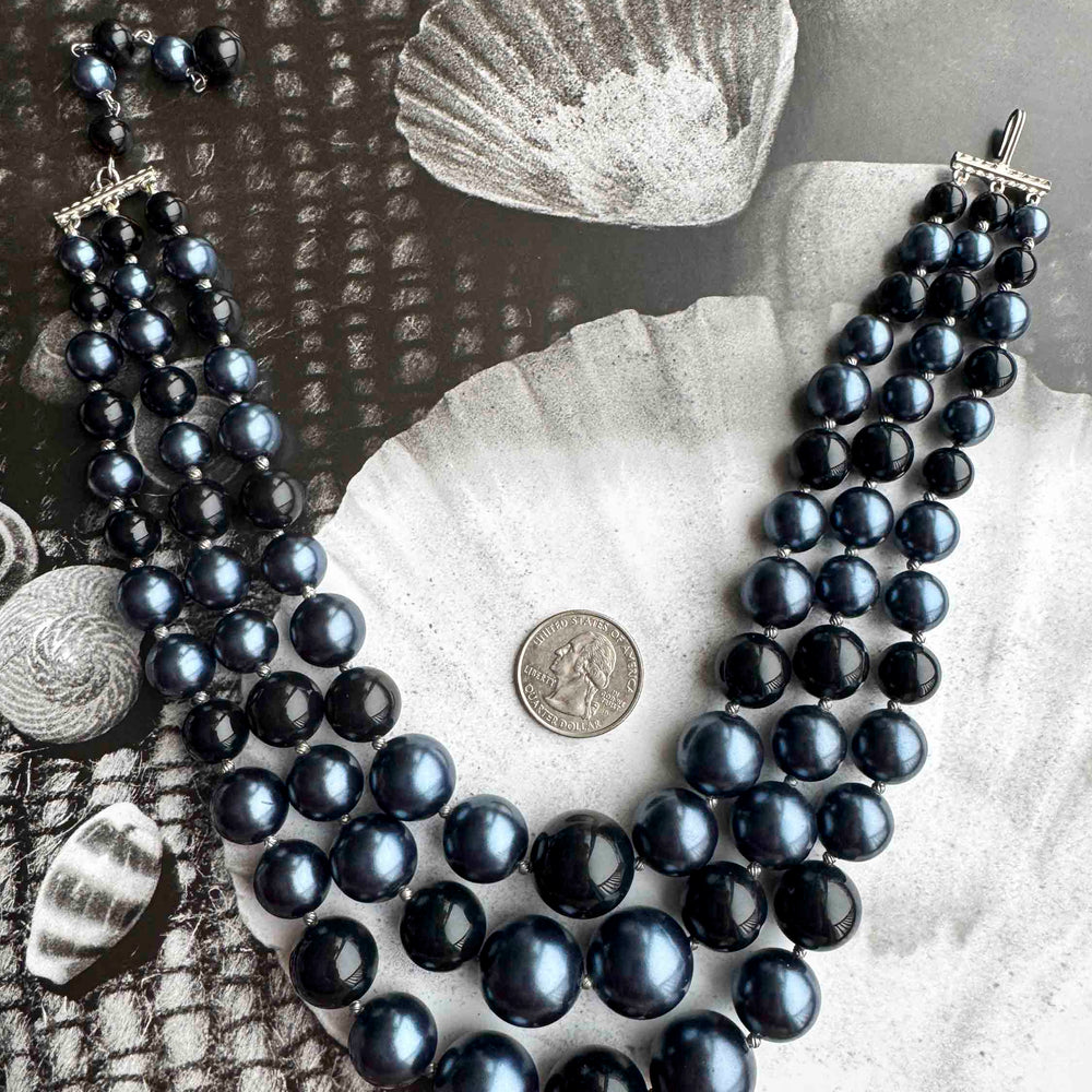 
                      
                        Vintage Multi-Strand Beaded Necklace – Midnight Glamour
                      
                    