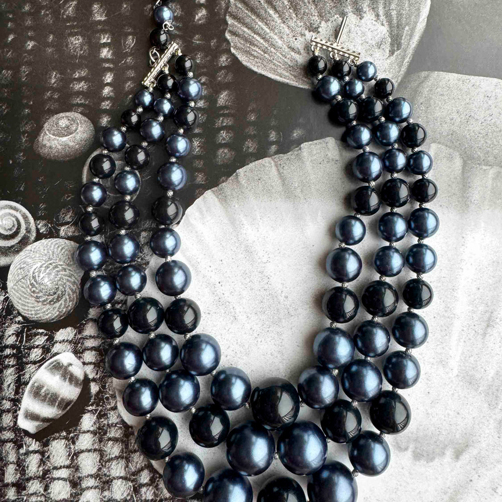 
                      
                        Vintage Multi-Strand Beaded Necklace – Midnight Glamour
                      
                    