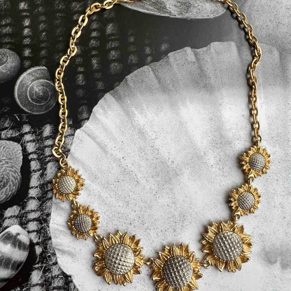 
                      
                        Vintage Sunflower Statement Necklace – Golden Bloom
                      
                    