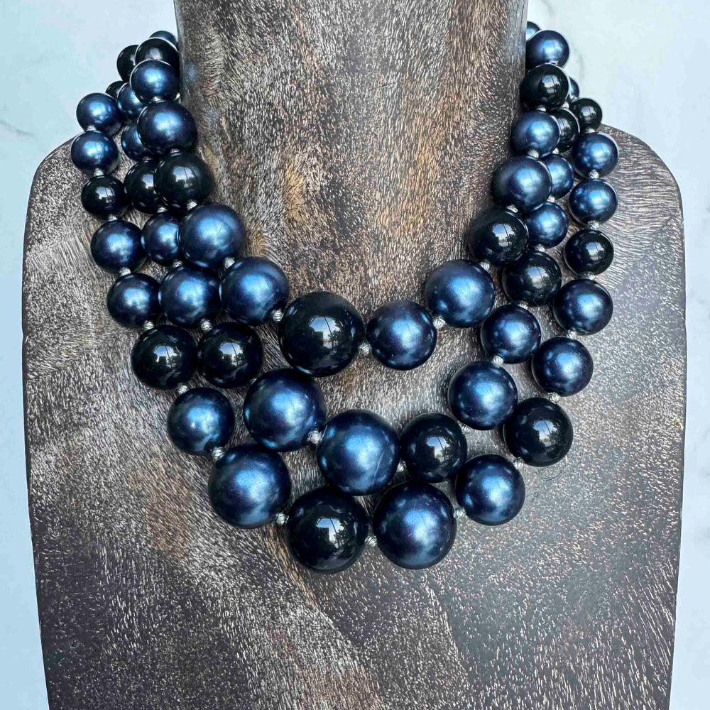 
                      
                        Vintage Multi-Strand Beaded Necklace – Midnight Glamour
                      
                    