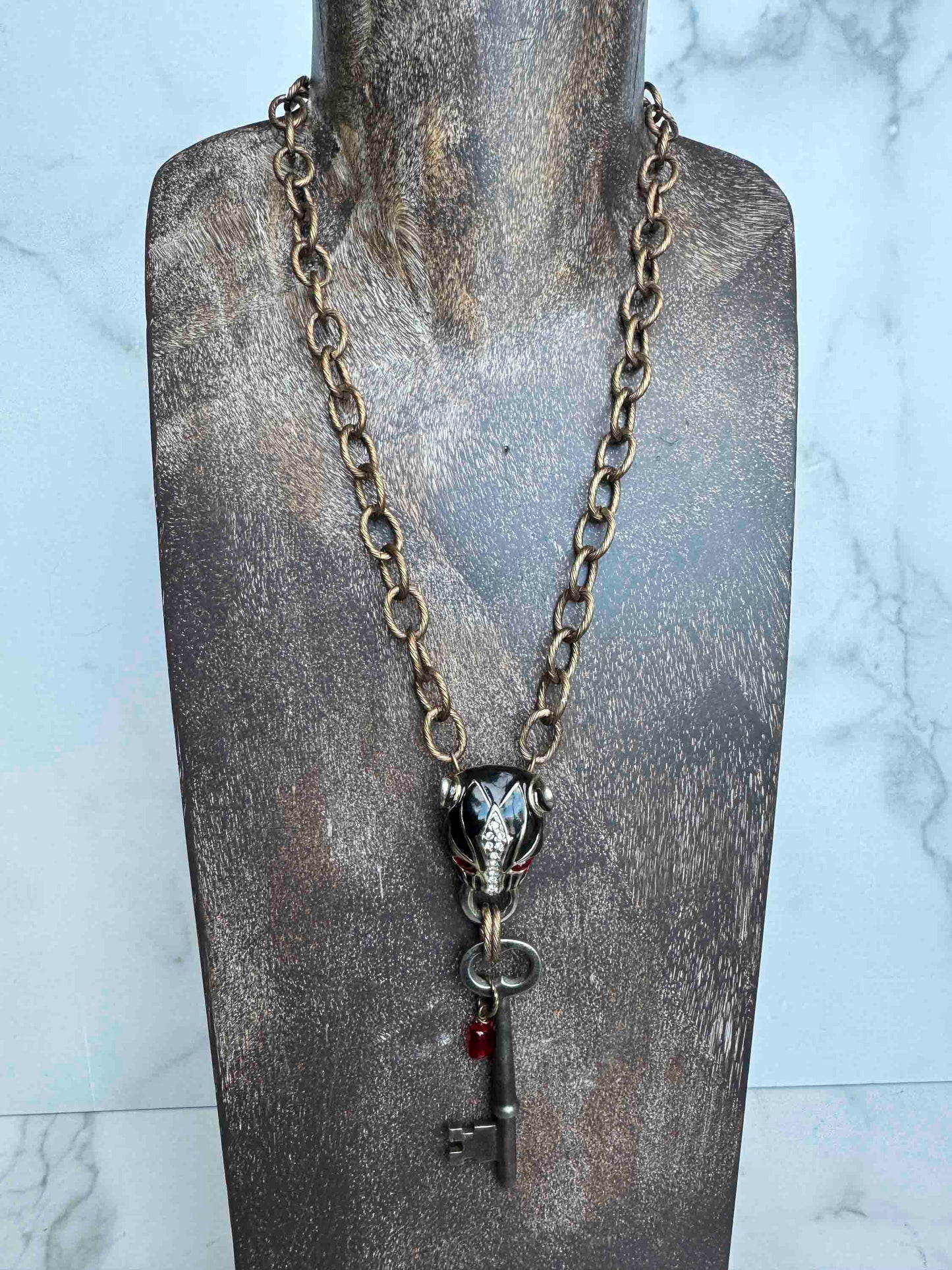 Vintage Chain Necklace with Panther Pendant & Key – Bold Statement Piece